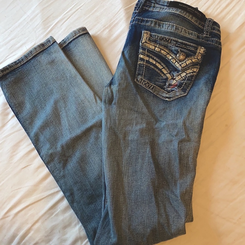 Juniors mid rise ombré boot cut jeans